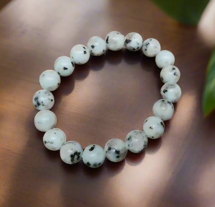 Moonstone Bracelet – Subtle Glow, Timeless Grace