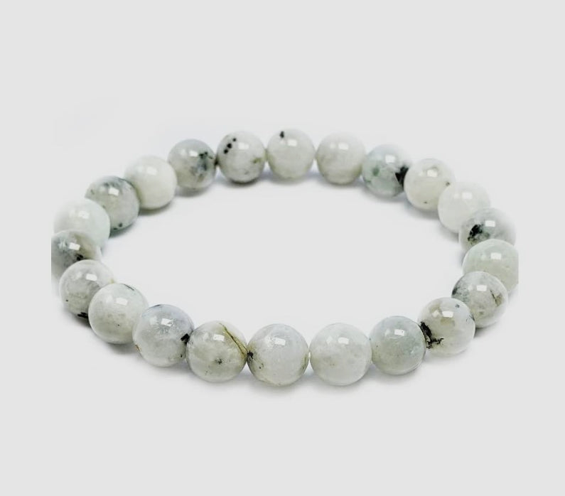 Moonstone Bracelet – Subtle Glow, Timeless Grace